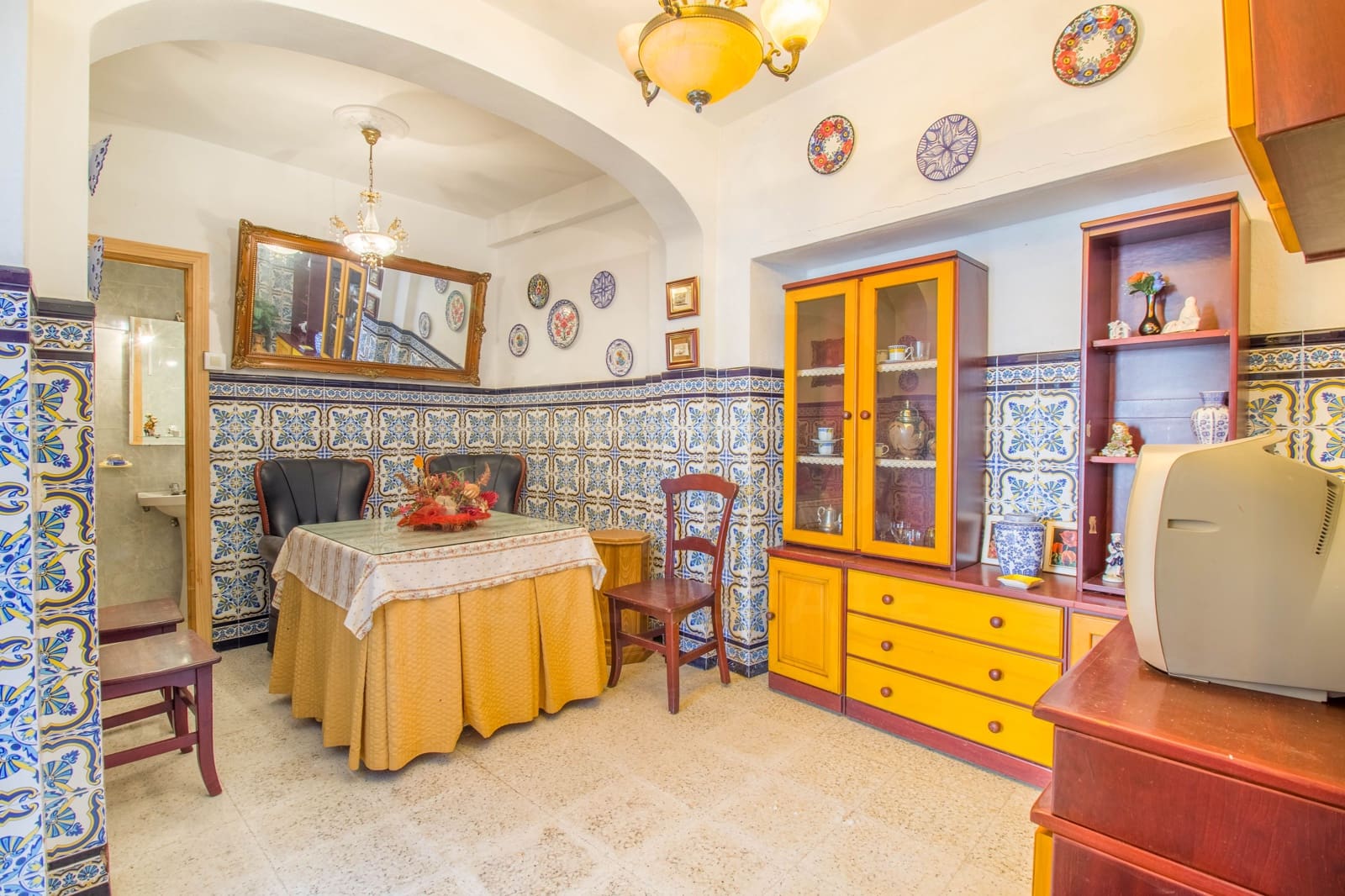 3 slaapkamer Rijtjeshuis te koop in Cortegana - € 55.000 (Ref: 10023288)