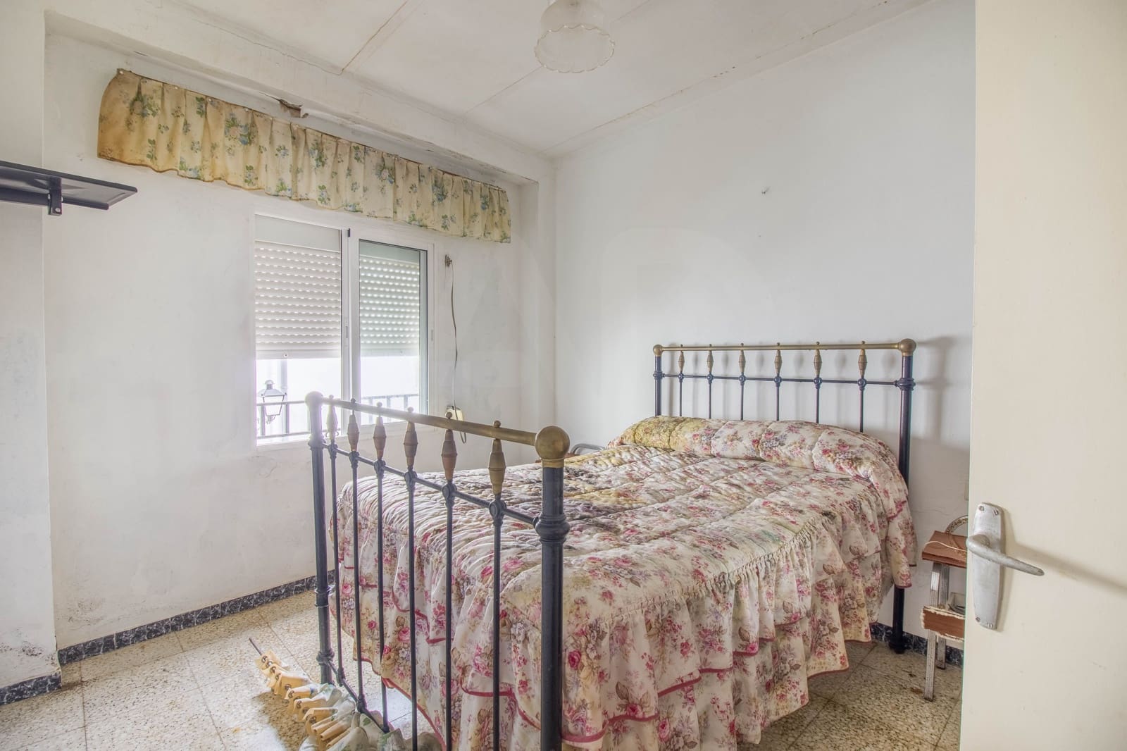 3 slaapkamer Rijtjeshuis te koop in Cortegana - € 55.000 (Ref: 10023288)
