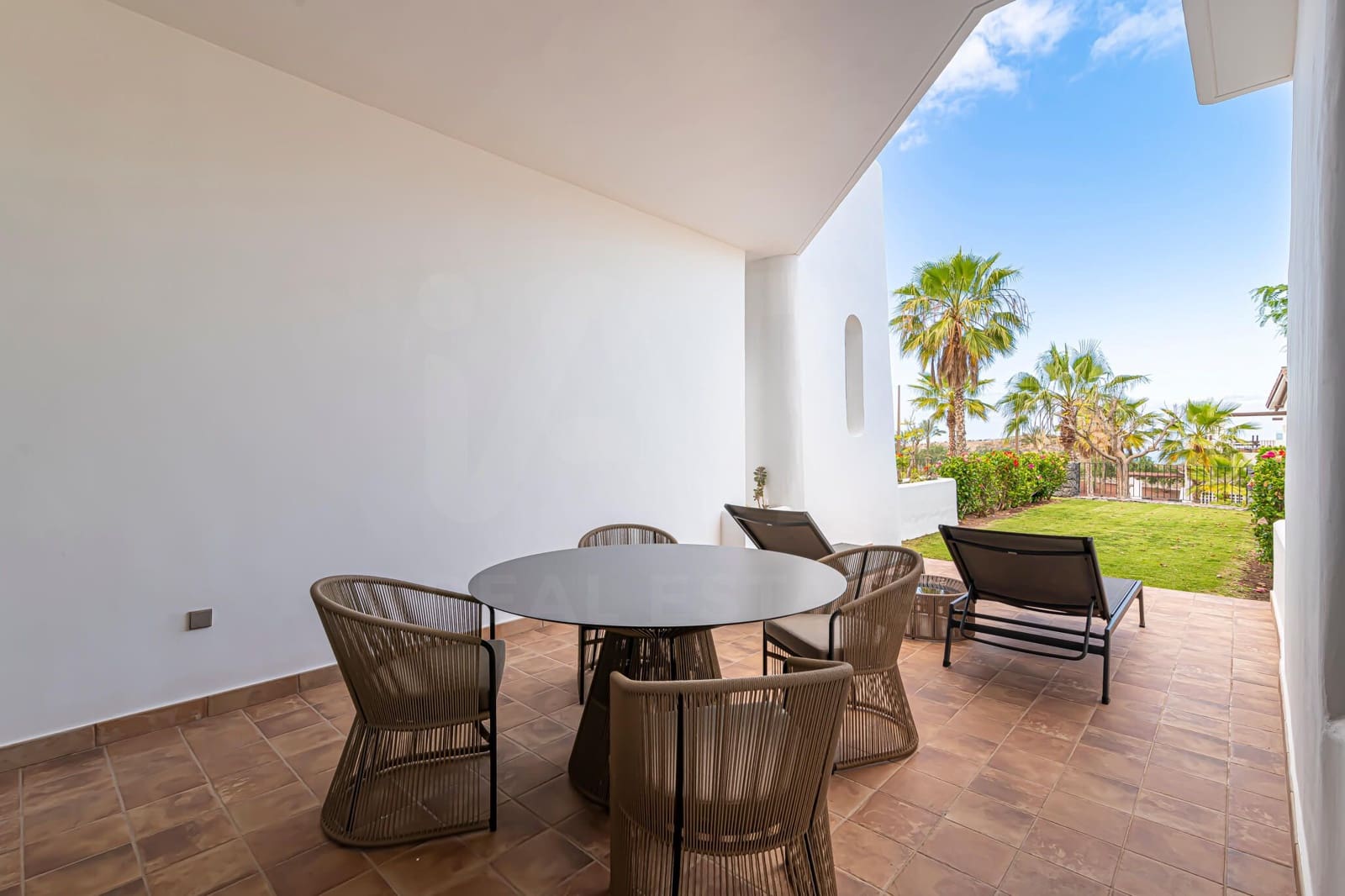 1 bedroom Apartment for sale in Guia de Isora with garage - € 535,000 (Ref: 10023290)