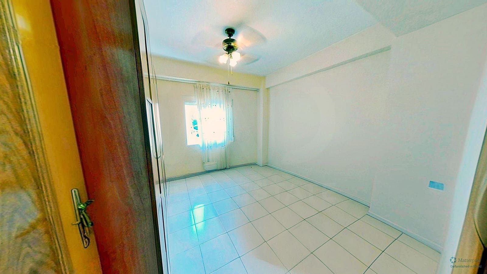 3 makuuhuone Huoneisto myytävänä paikassa Alicante kaupunki - 156 000 € (Ref: 10023292)