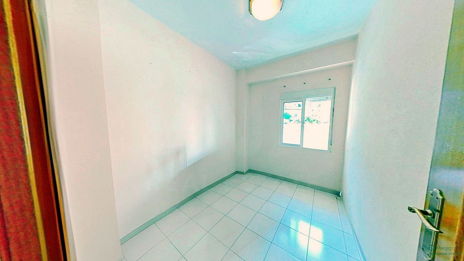 3 makuuhuone Huoneisto myytävänä paikassa Alicante kaupunki - 156 000 € (Ref: 10023292)
