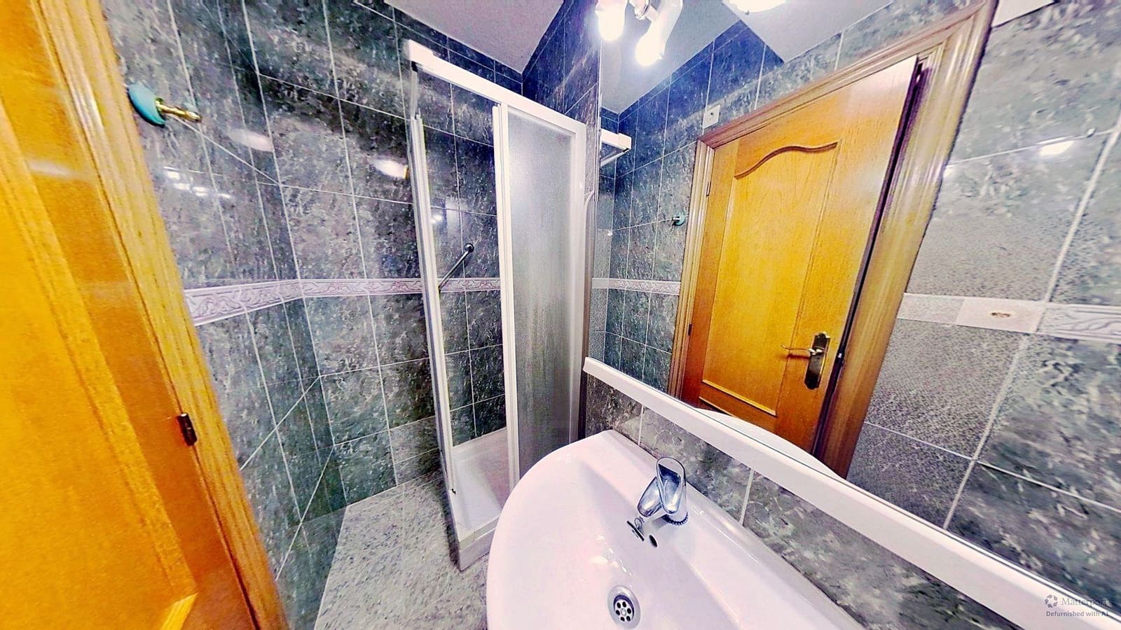 3 makuuhuone Huoneisto myytävänä paikassa Alicante kaupunki - 156 000 € (Ref: 10023292)