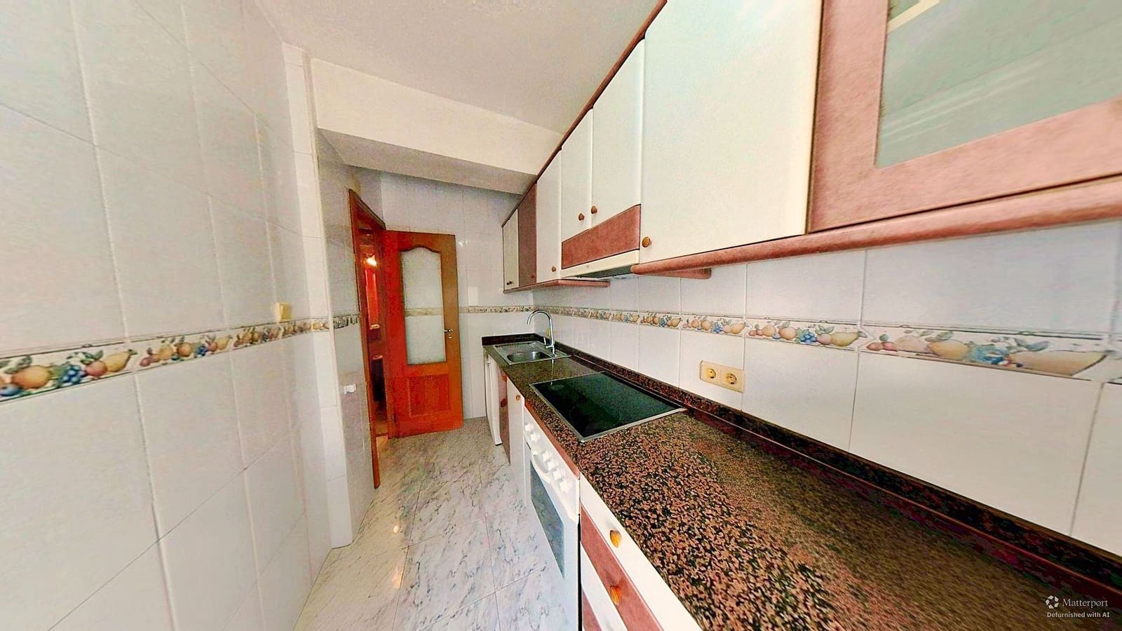 3 makuuhuone Huoneisto myytävänä paikassa Alicante kaupunki - 156 000 € (Ref: 10023292)