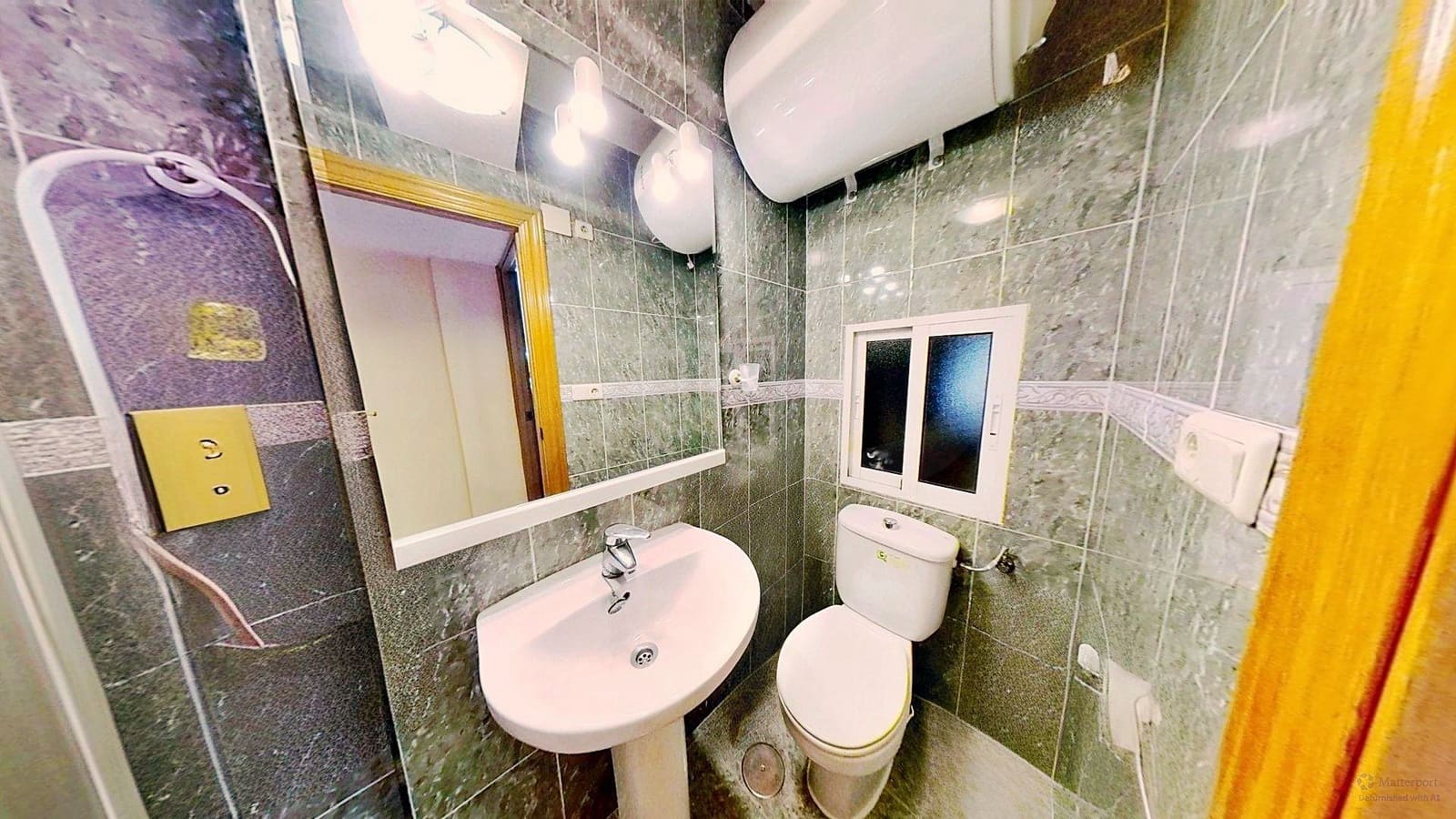 3 makuuhuone Huoneisto myytävänä paikassa Alicante kaupunki - 156 000 € (Ref: 10023292)