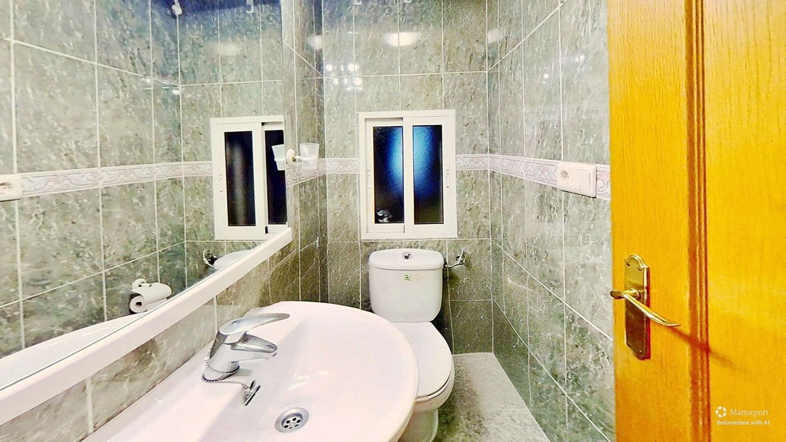 3 makuuhuone Huoneisto myytävänä paikassa Alicante kaupunki - 156 000 € (Ref: 10023292)
