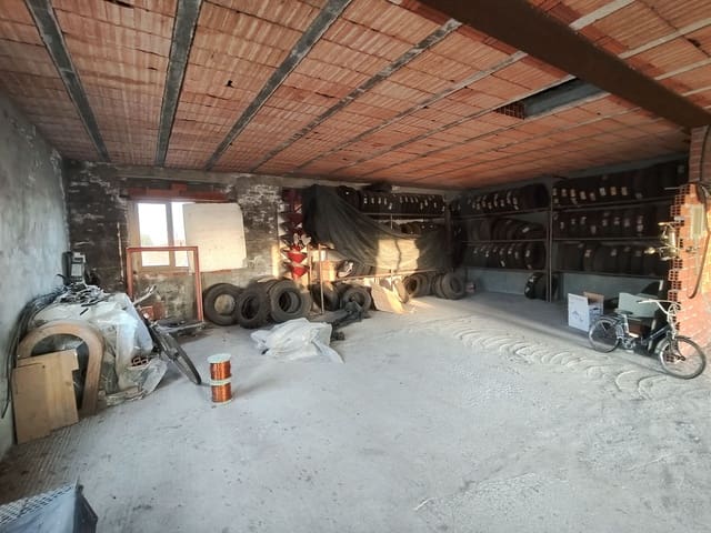 Gewerbe zu verkaufen in Fontiveros - 199.900 € (Ref: 10023295)