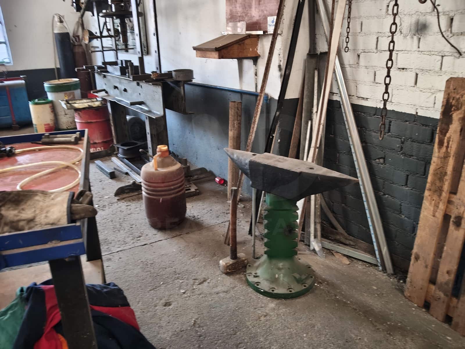 Kommersiell till salu i Fontiveros - 199 900 € (Ref: 10023295)