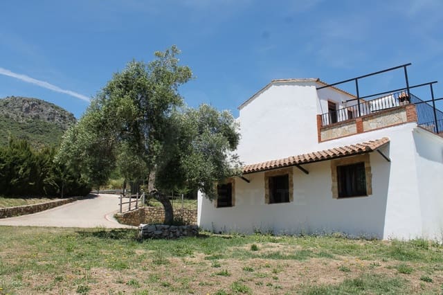 4 chambre Villa/Maison à vendre à Cortes de la Frontera avec piscine - 585 000 € (Ref: 10023297)