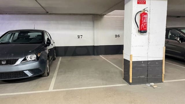 Garage te koop in Casco Histórico de Vallecas, Madrid stad - € 13.210 (Ref: 10023301)
