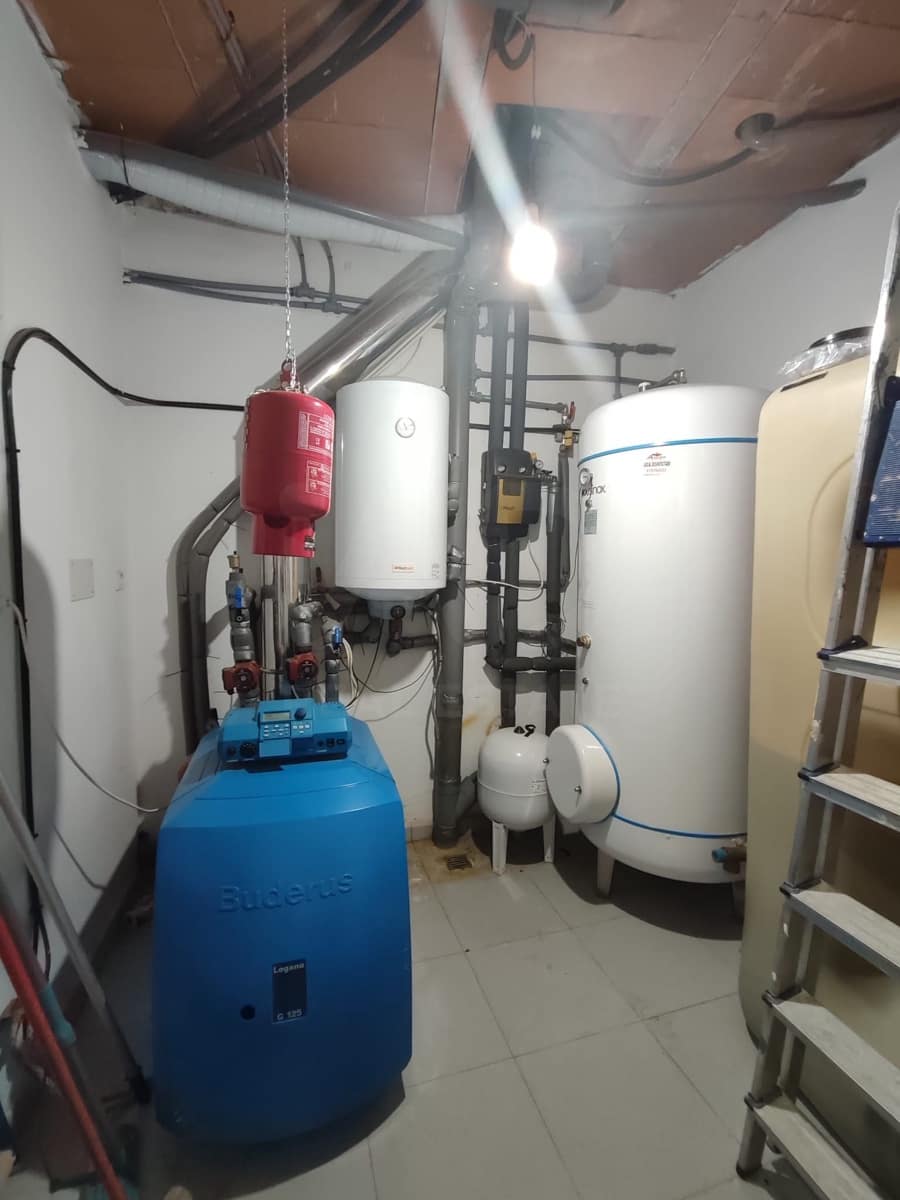 7 slaapkamer Commercieel te koop in Villares de Orbigo - € 299.000 (Ref: 10023305)
