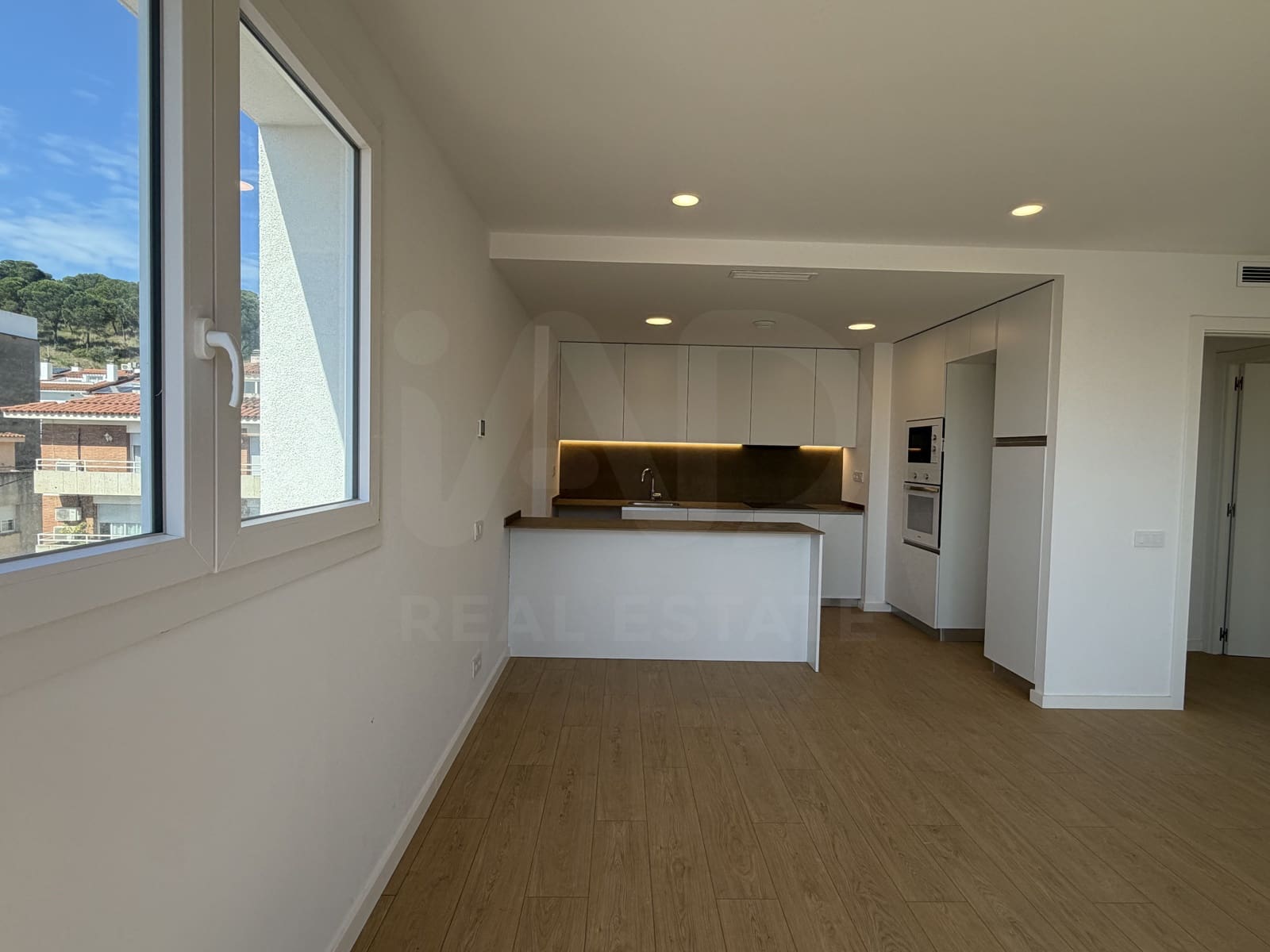 3 slaapkamer Appartement te koop in Canet de Mar met garage - € 341.000 (Ref: 10023306)