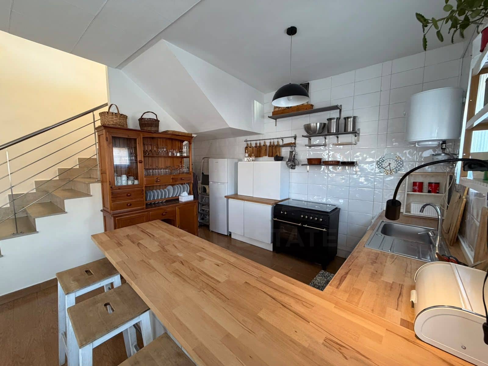 Villa te huur in Leon stad - € 650 (Ref: 10023307)