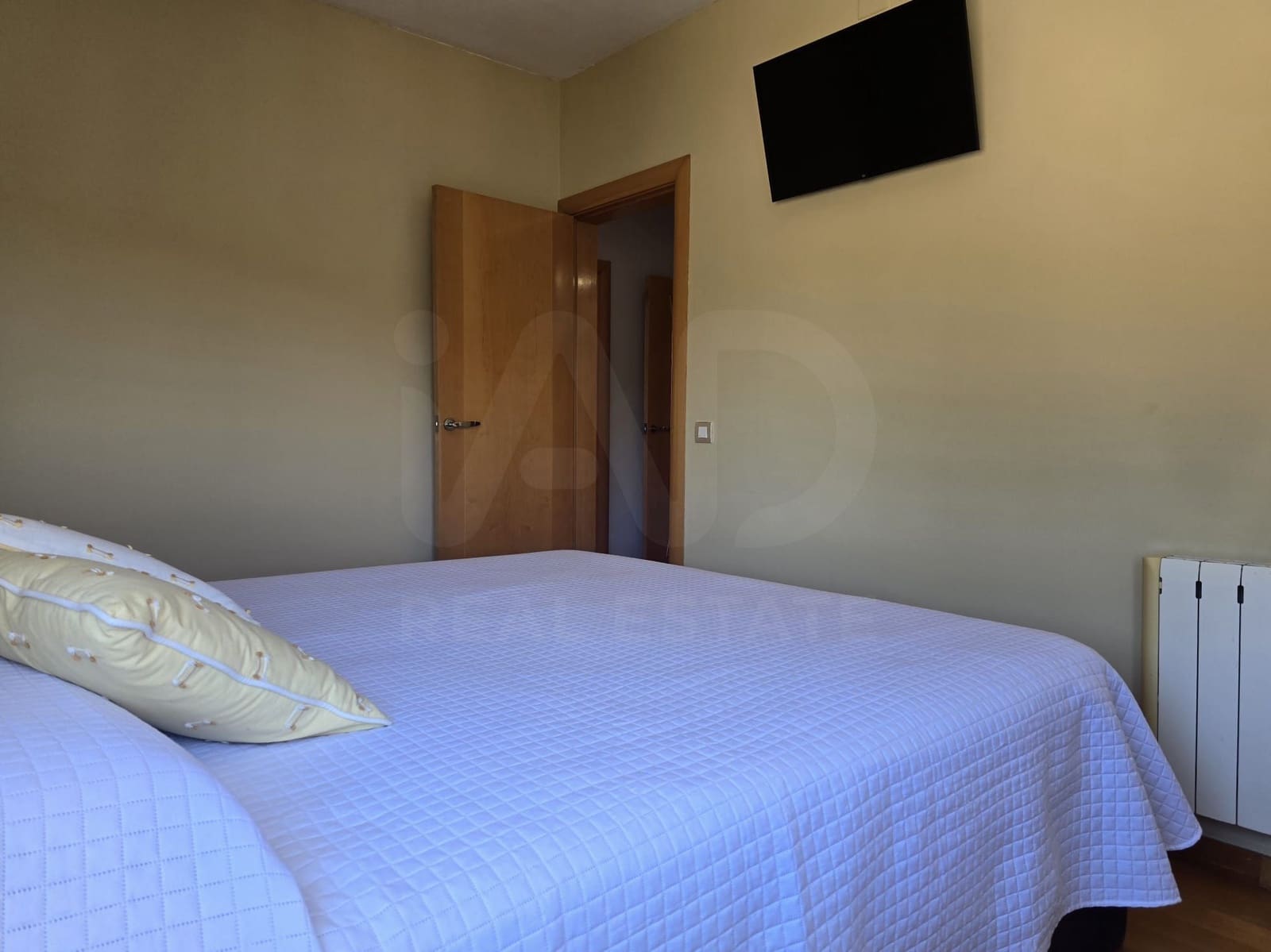 Apartamento de 3 habitaciones en Calafell en alquiler con piscina garaje - 1.028 € (Ref: 10023308)