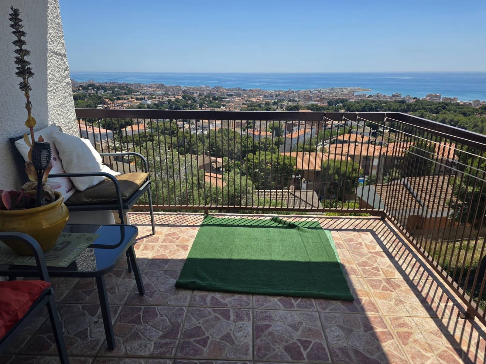Apartamento de 3 habitaciones en Calafell en alquiler con piscina garaje - 1.028 € (Ref: 10023308)