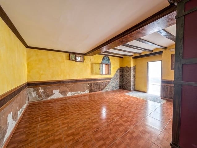 Apartment for sale in L'Ametlla de Mar - € 60,000 (Ref: 10023486)