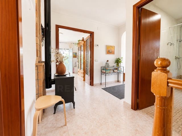 4 chambre Maison de Ville à vendre à Sant Antoni de Vilamajor avec piscine garage - 452 000 € (Ref: 10023487)