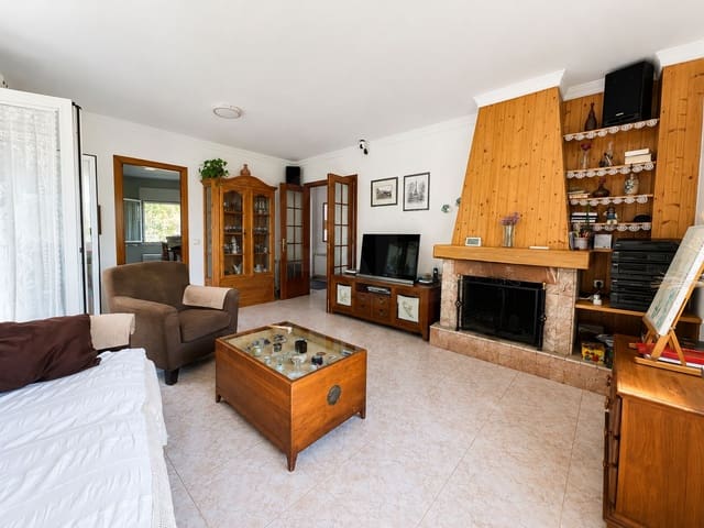 4 chambre Maison de Ville à vendre à Sant Antoni de Vilamajor avec piscine garage - 452 000 € (Ref: 10023487)