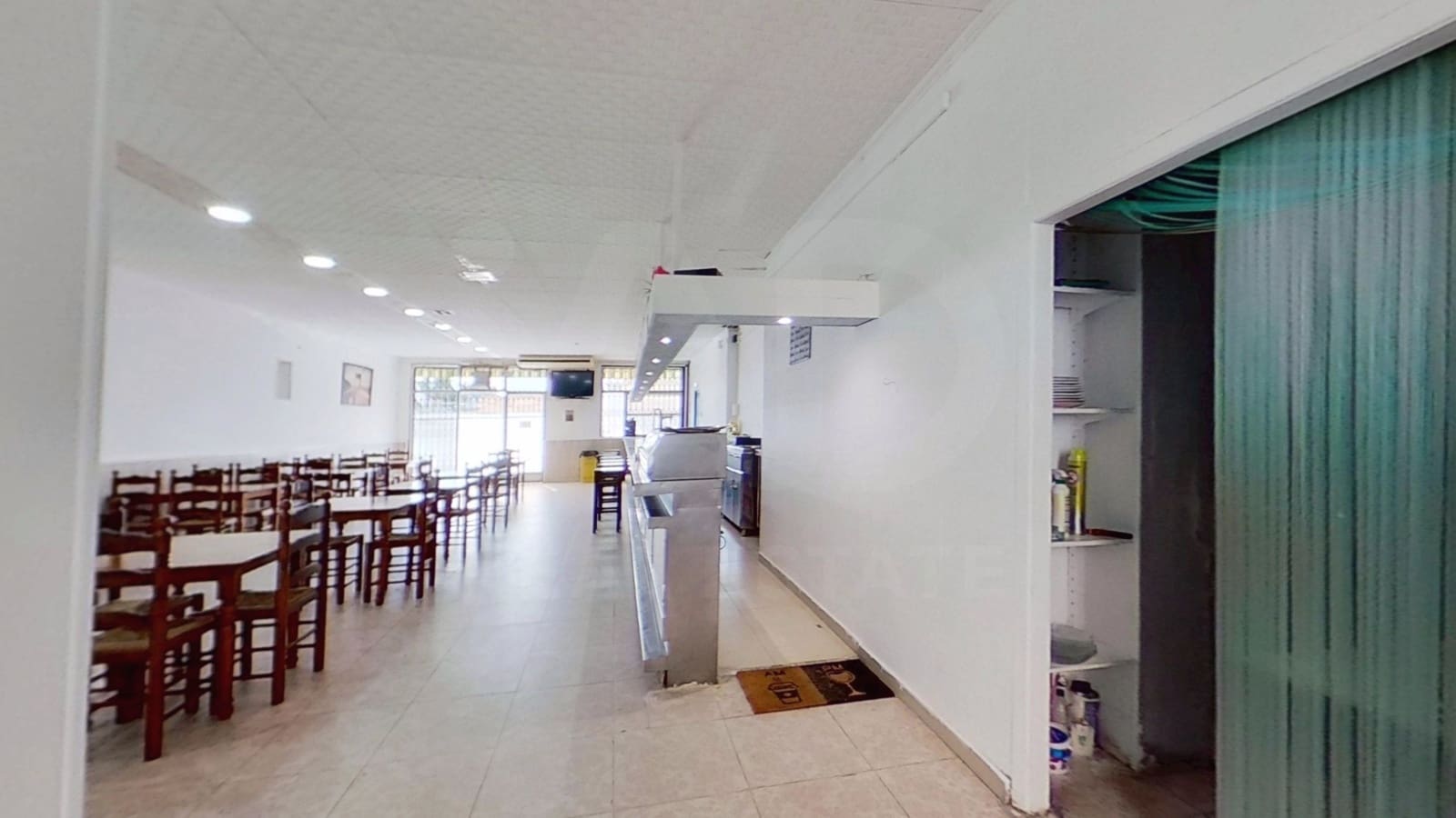 Commercieel te koop in Tarragona stad - € 179.500 (Ref: 10023490)