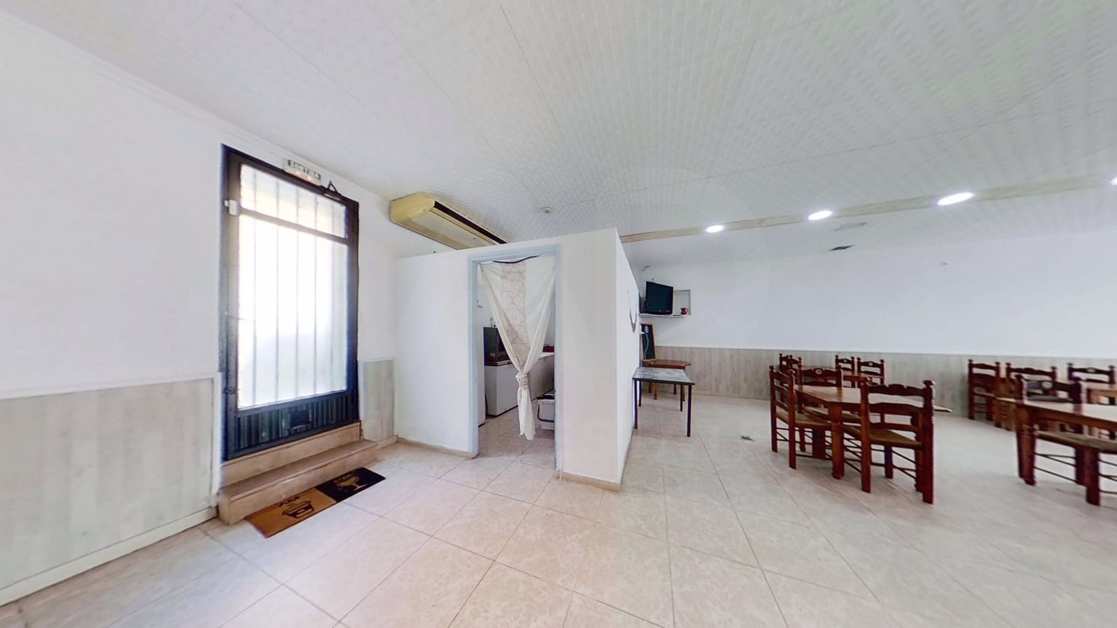 Commercieel te koop in Tarragona stad - € 179.500 (Ref: 10023490)