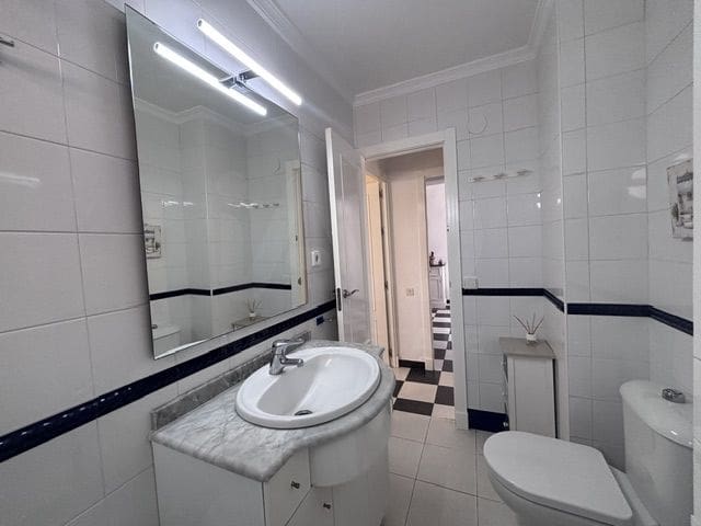 3 sovrum Lägenhet till salu i Lepe - 243 900 € (Ref: 10023492)