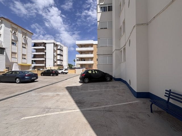 3 sovrum Lägenhet till salu i Lepe - 243 900 € (Ref: 10023492)