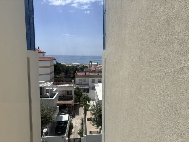 3 sovrum Lägenhet till salu i Lepe - 243 900 € (Ref: 10023492)