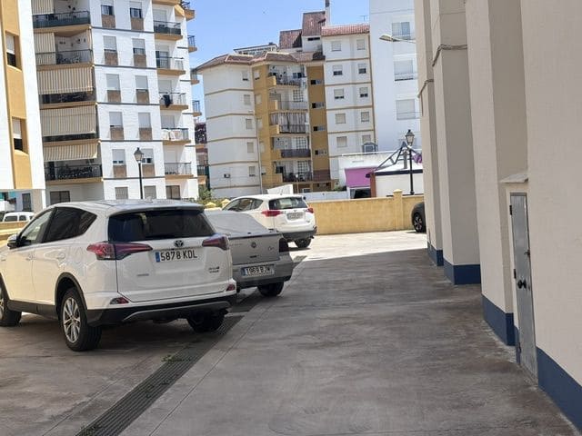 3 sovrum Lägenhet till salu i Lepe - 243 900 € (Ref: 10023492)