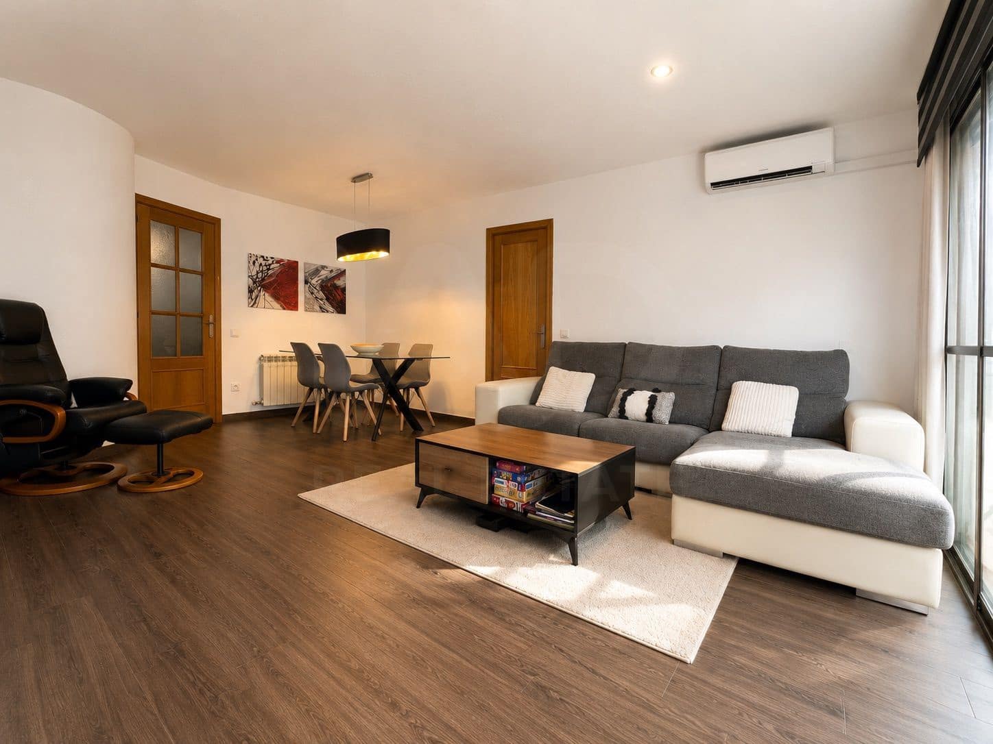 4 soveværelse Lejlighed til salg i La Roca del Valles - € 357.000 (Ref: 10023495)