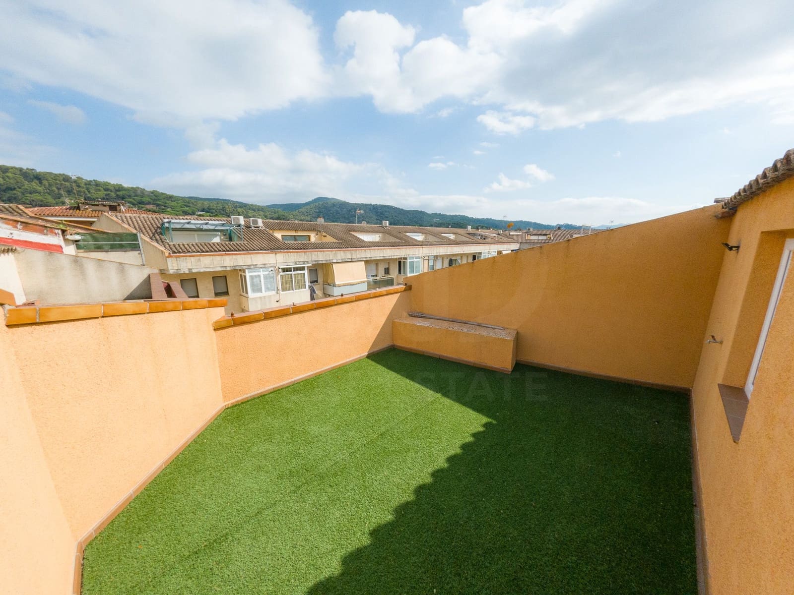 4 soveværelse Lejlighed til salg i La Roca del Valles - € 357.000 (Ref: 10023495)