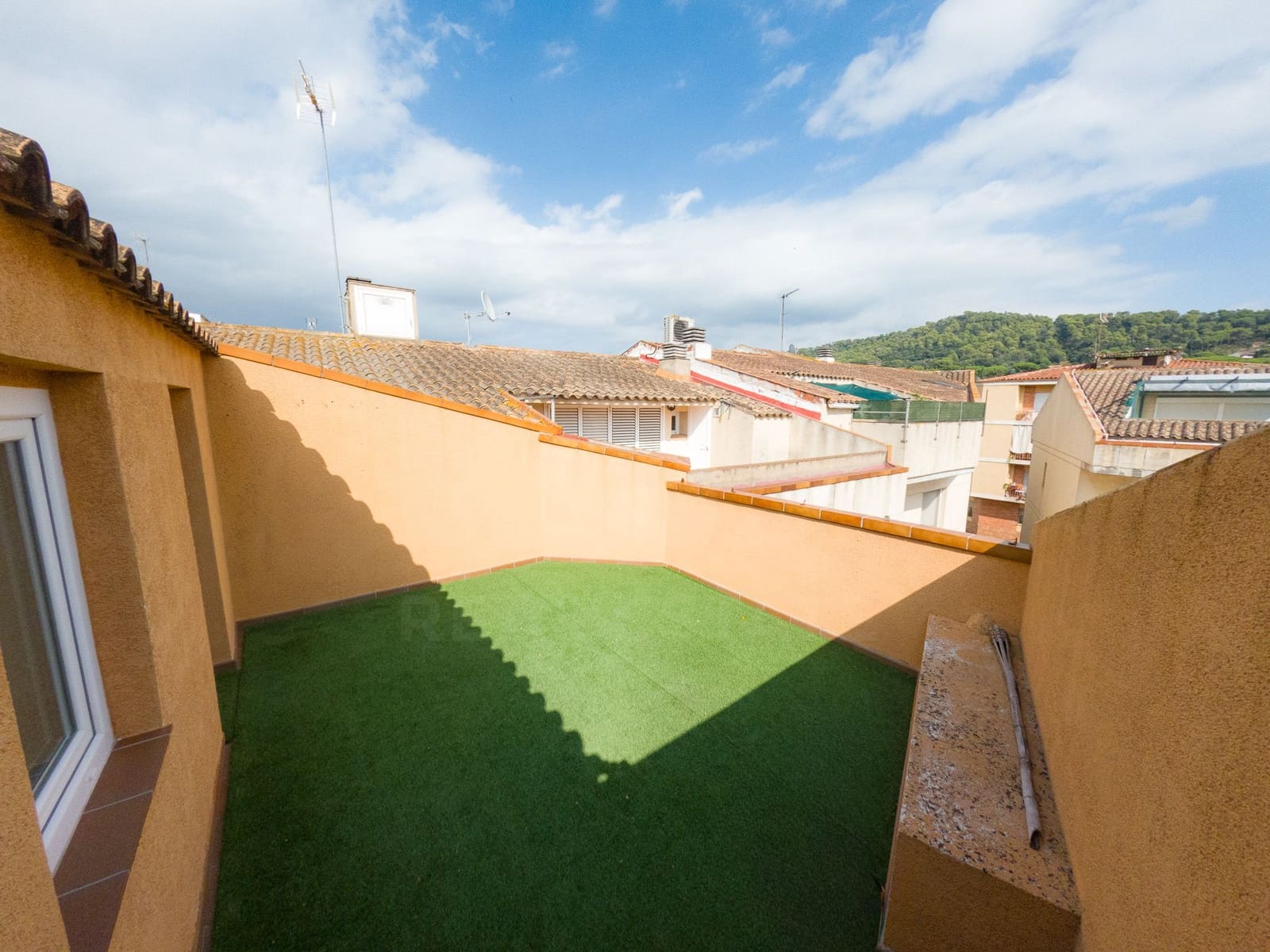 4 soveværelse Lejlighed til salg i La Roca del Valles - € 357.000 (Ref: 10023495)