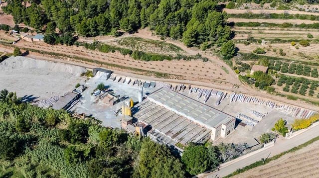 Comercial para venda em Sant Quintí de Mediona - 1 925 000 € (Ref: 10023496)