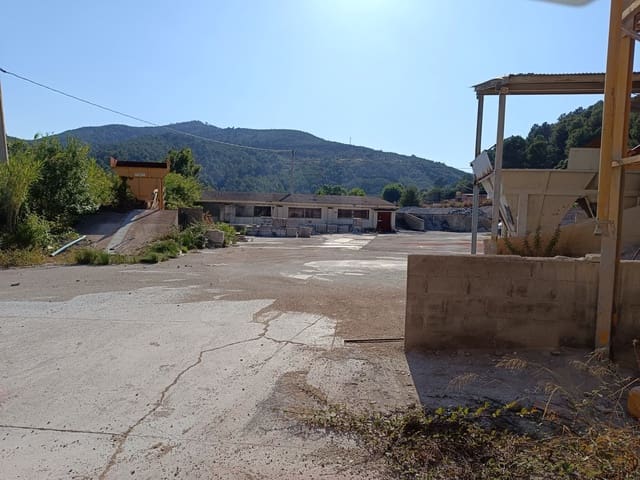 Comercial para venda em Sant Quintí de Mediona - 1 925 000 € (Ref: 10023496)