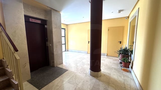3 makuuhuone Huoneisto myytävänä paikassa Villaquilambre - 184 000 € (Ref: 10023498)