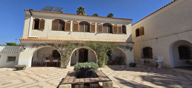 13 soveværelse Finca/Landehus til salg i Elda med swimmingpool garage - € 890.000 (Ref: 10023500)