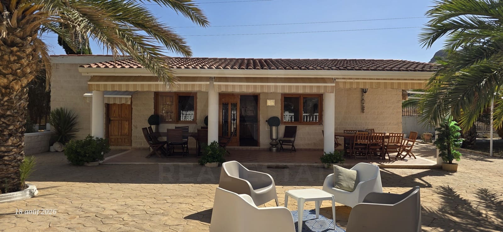 13 soveværelse Finca/Landehus til salg i Elda med swimmingpool garage - € 890.000 (Ref: 10023500)