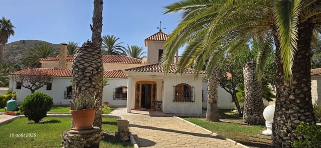 13 soveværelse Finca/Landehus til salg i Elda med swimmingpool garage - € 890.000 (Ref: 10023500)