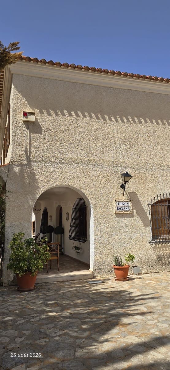 13 bedroom Finca/Country House for sale in Elda with pool garage - € 799,000 (Ref: 10023500)