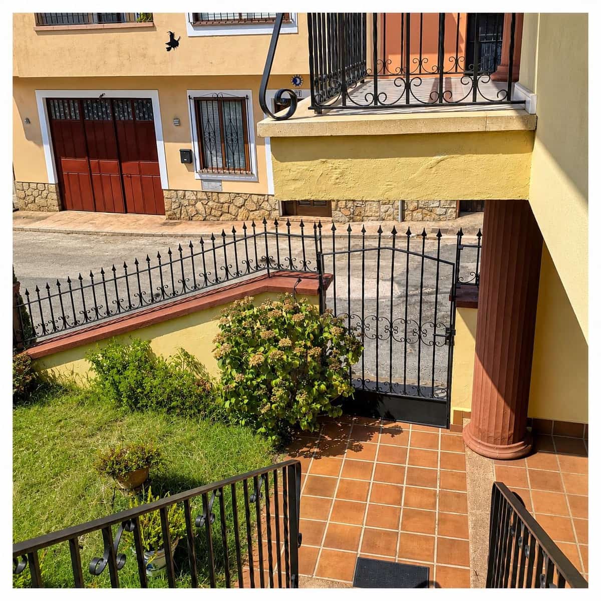 5 bedroom Villa for sale in Arenas de San Pedro with garage - € 366,890 (Ref: 10024203)