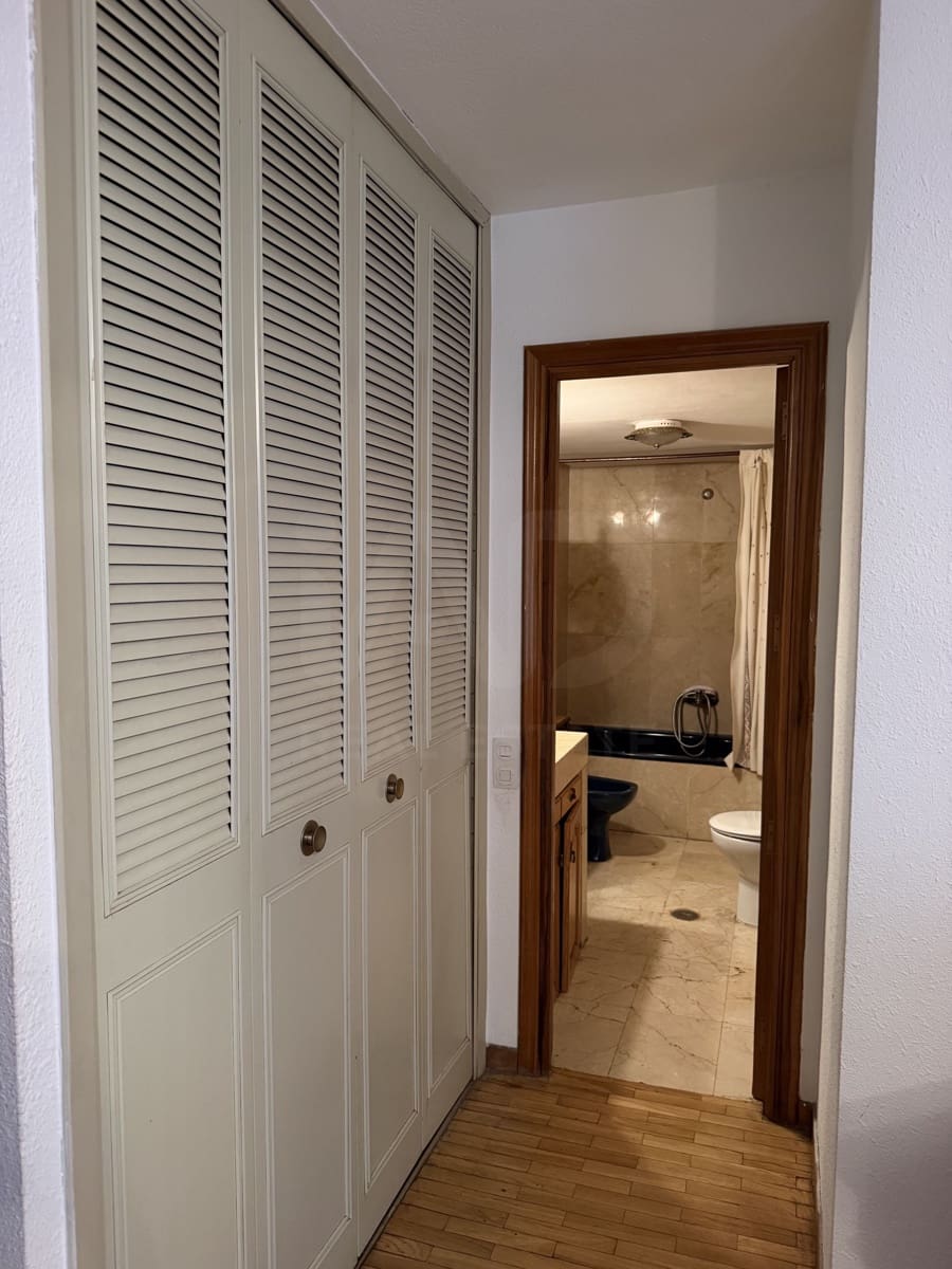 4 quarto Apartamento para venda em Leao cidade com garagem - 395 000 € (Ref: 10024839)