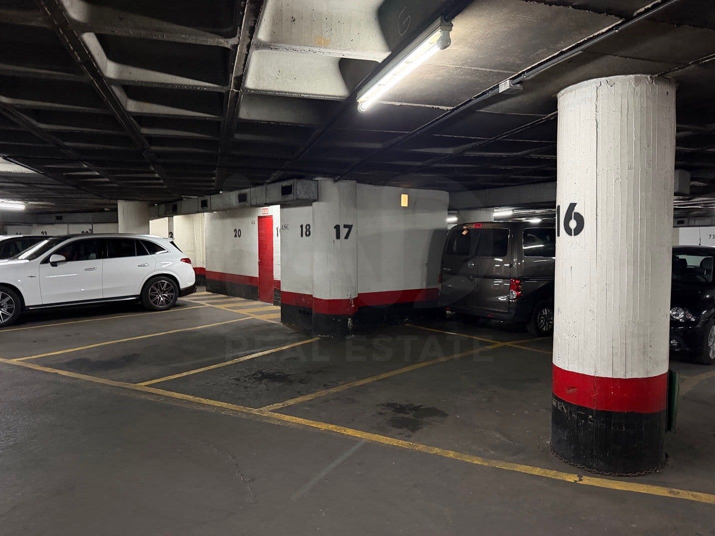 4 quarto Apartamento para venda em Leao cidade com garagem - 395 000 € (Ref: 10024839)