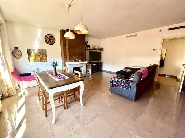 4 soverom Leilighet til salgs i Martorell - € 255 000 (Ref: 10024840)