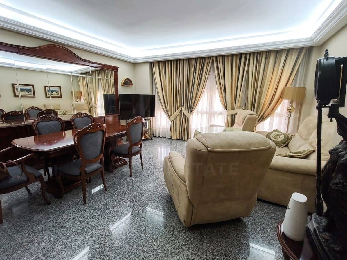 5 chambre Maison de Ville à vendre à Lucena - 320 000 € (Ref: 10024844)