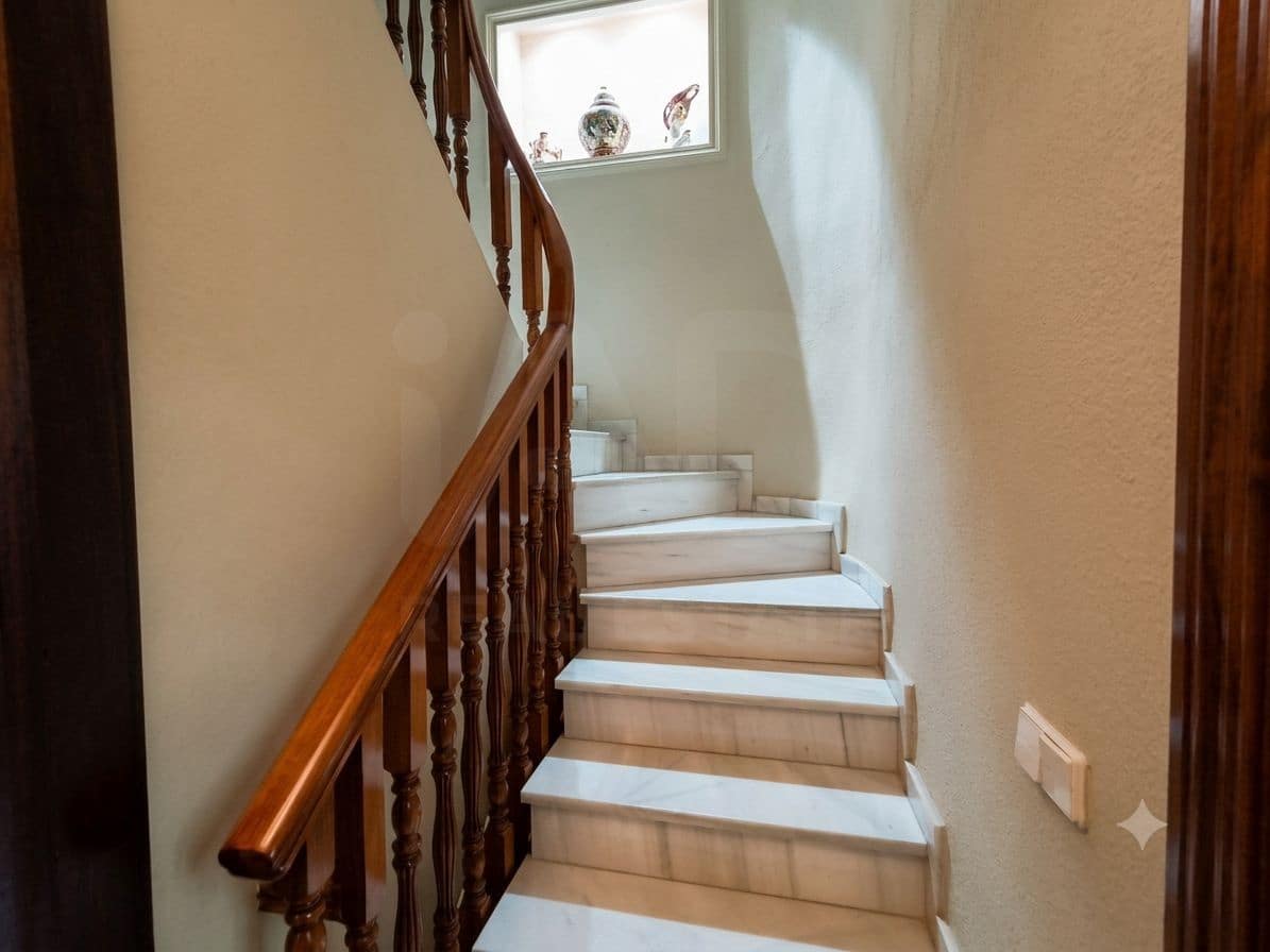 5 chambre Maison de Ville à vendre à Lucena - 320 000 € (Ref: 10024844)