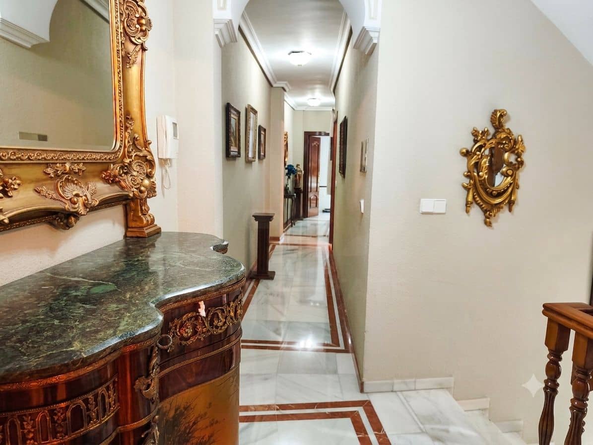 5 chambre Maison de Ville à vendre à Lucena - 320 000 € (Ref: 10024844)