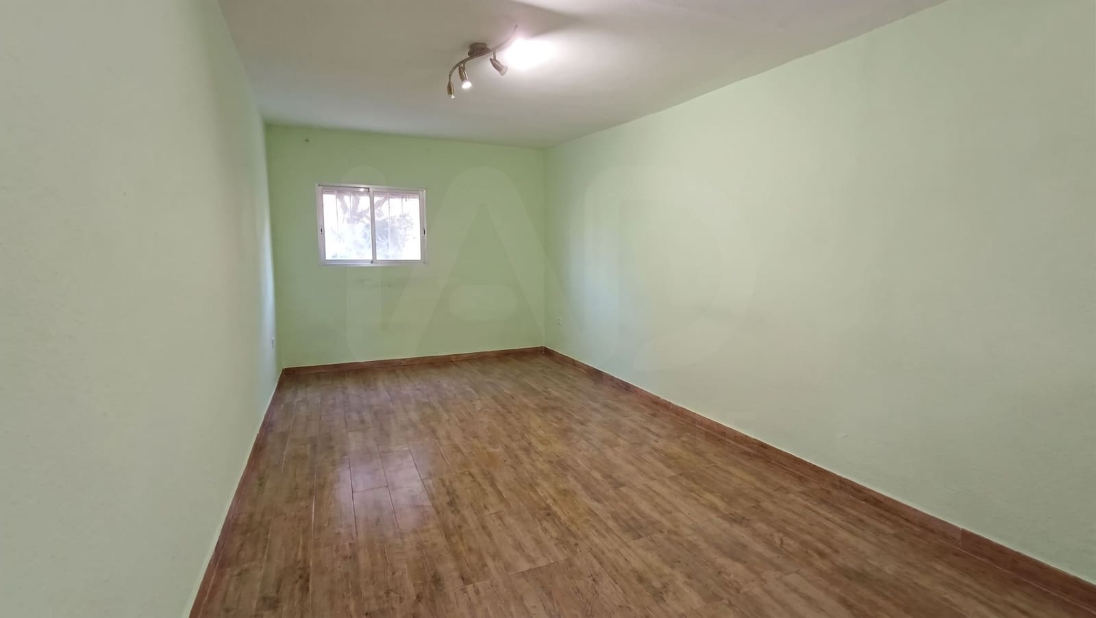 3 bedroom Finca/Country House for sale in Chinchon - € 240,000 (Ref: 10025003)