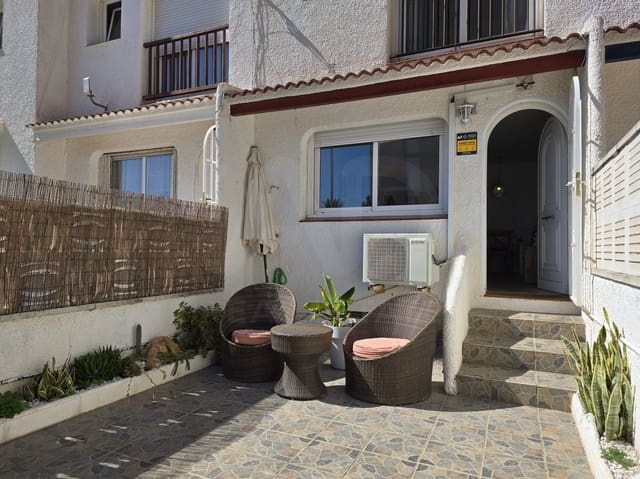 Adosado de 4 habitaciones en Cunit en venta con garaje - 329.000 € (Ref: 10025006)