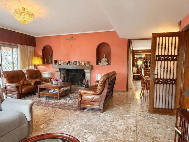 6 soverom Villa til salgs i Llíria med svømmebasseng garasje - € 575 000 (Ref: 10025007)