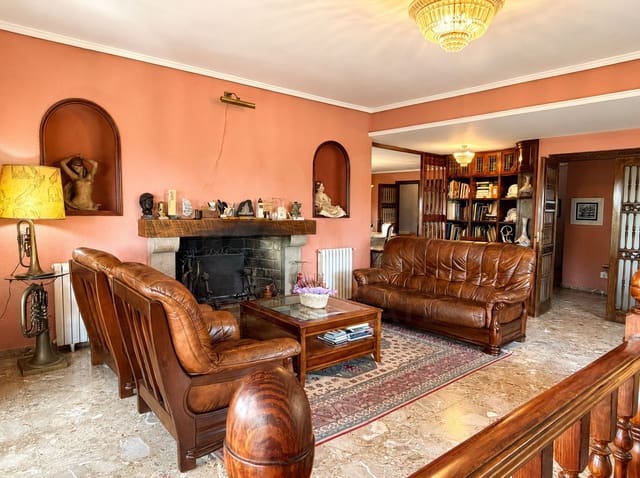 6 soverom Villa til salgs i Llíria med svømmebasseng garasje - € 575 000 (Ref: 10025007)