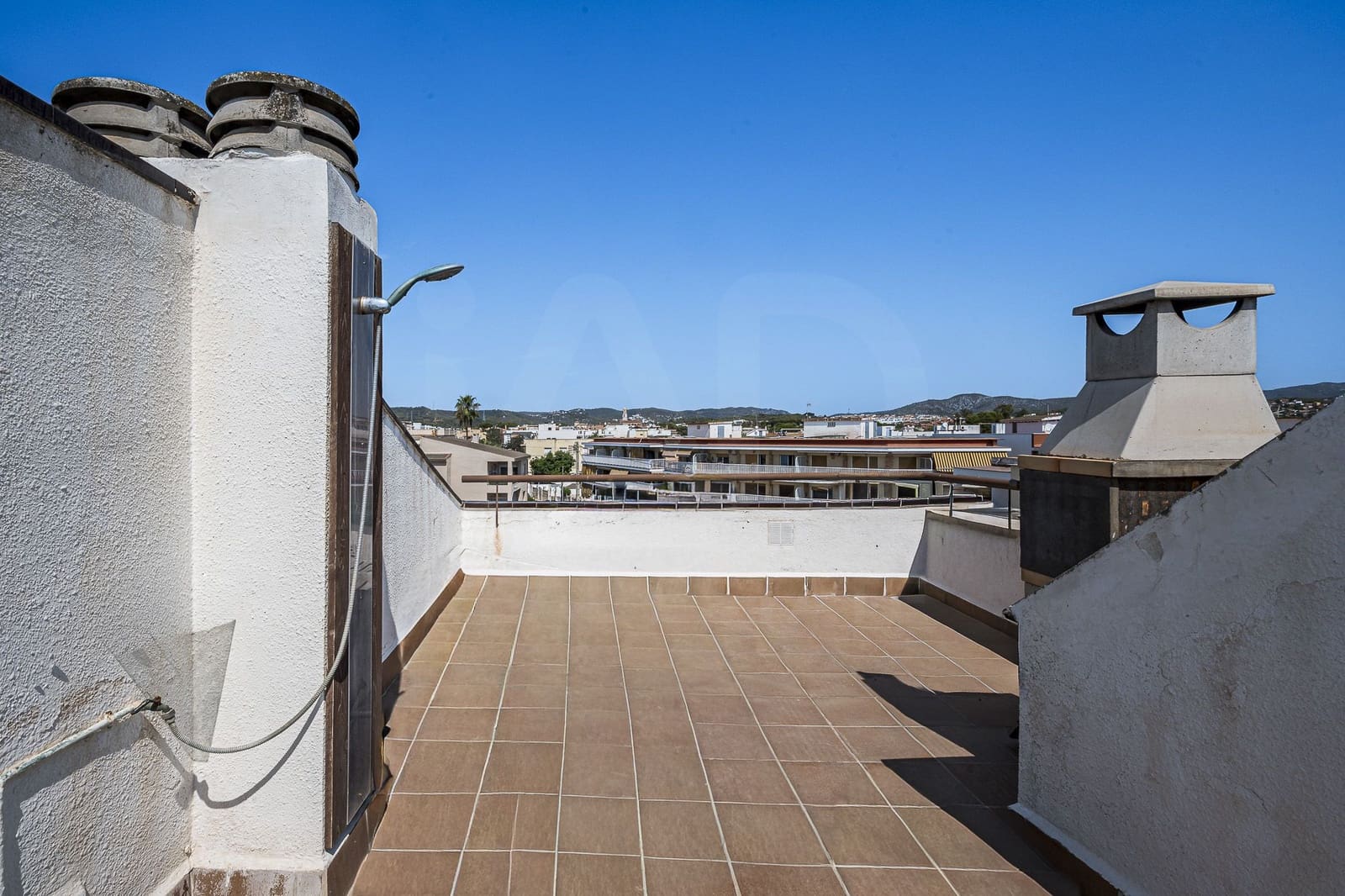 3 slaapkamer Rijtjeshuis te koop in Cubelles - € 475.000 (Ref: 10025009)