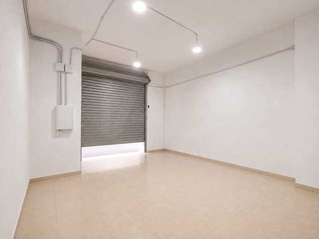 Gewerbe zu vermieten in Cunit - 700 € (Ref: 10025011)
